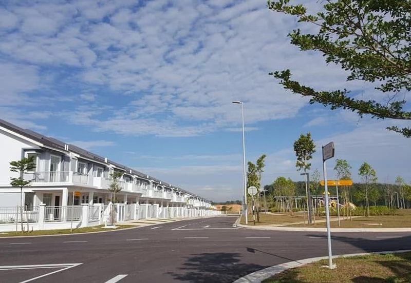 Meridin East The Greenway & The Eden