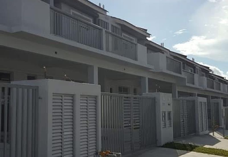 Meridin East The Greenway & The Eden