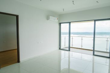 Royal Strand @ Country Garden Danga Bay