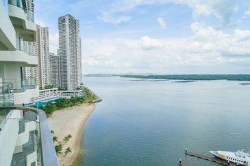 Royal Strand @ Country Garden Danga Bay