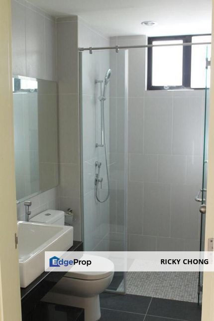 2 rooms unit for Rent at East Ledang, Johor, 