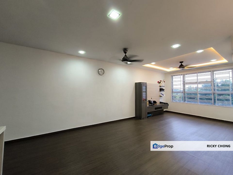 3 rooms unit for rent at Bayu Angkasa, Johor, Gelang Patah