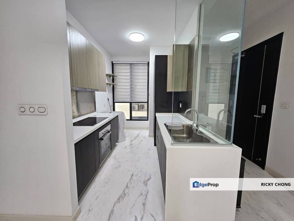 3 rooms unit for rent at Setia Sky 88, Johor, Johor Bahru