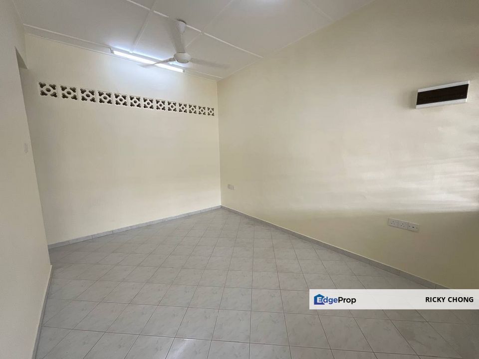 Single Stotry for rent @ Taman Sri Tebrau , Johor, Johor Bahru