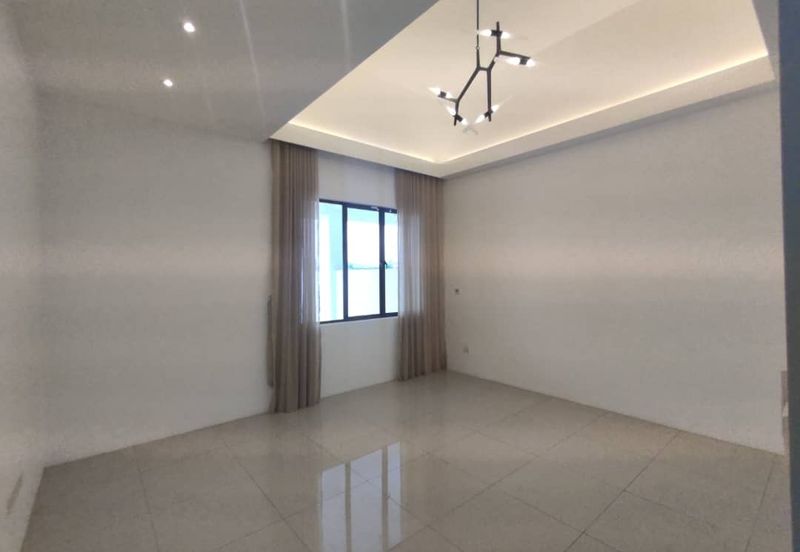 Single story Semi Detached House in Senai 