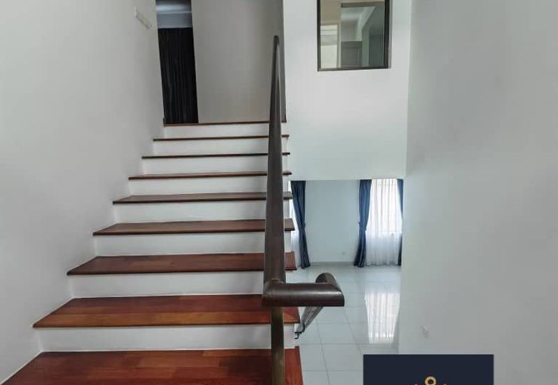 Nicely renovated Bungalow for sell @ Horizon Hill