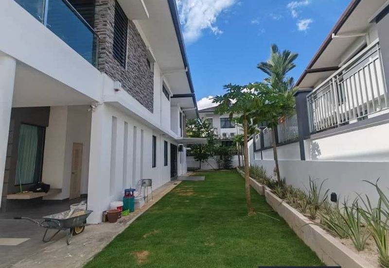 Nicely renovated Bungalow for sell @ Horizon Hill