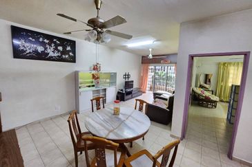 Prima Regency (Kensington Court)