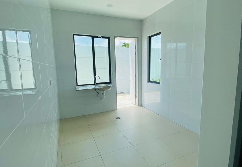 Single Storey Semi D for sell at Senai