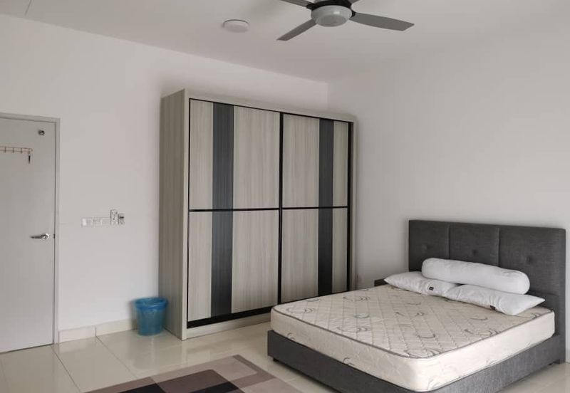 Meridin East The Greenway & The Eden