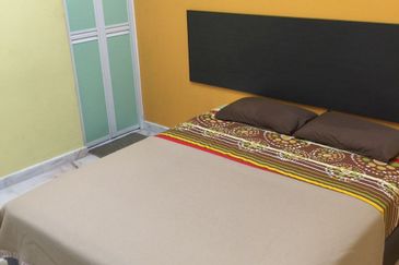 Single Storey suitable for senior care centre @ Batu Pahat