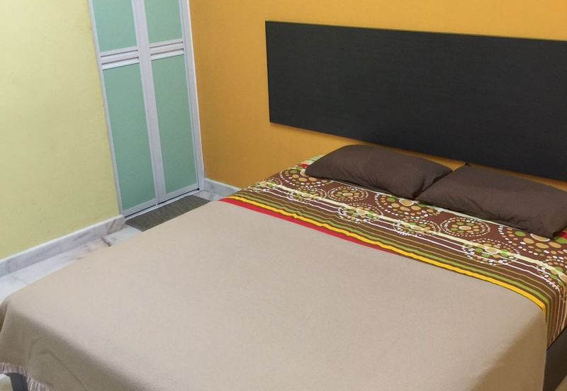 Single Storey suitable for senior care centre @ Batu Pahat