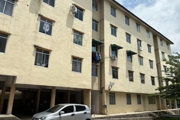 Austin Residence @Taman Mount Austin