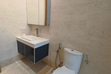 Pinetree, Puteri Harbour