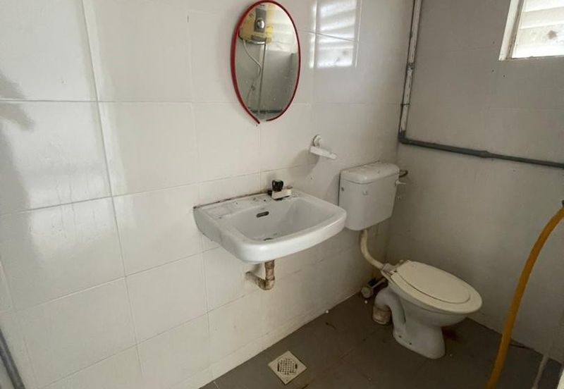 Taman Pulai Utama Flat