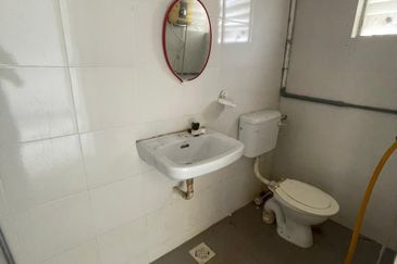 Taman Pulai Utama Flat