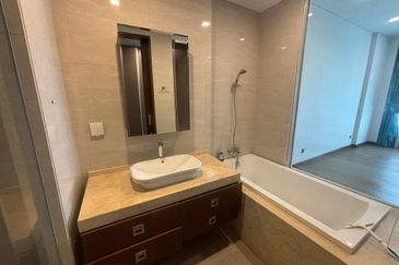 Puteri Cove Residences