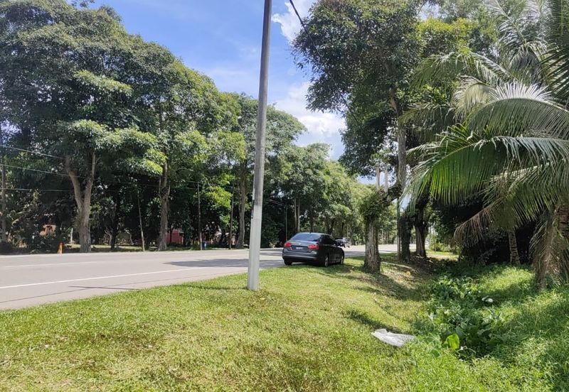 Agriculture land for sell @ Ayer Baloi, Pontain