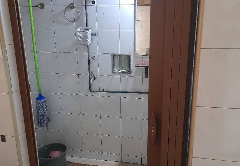 Flat Bandar Selesa Jaya