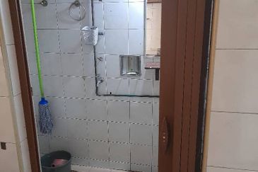 Flat Bandar Selesa Jaya