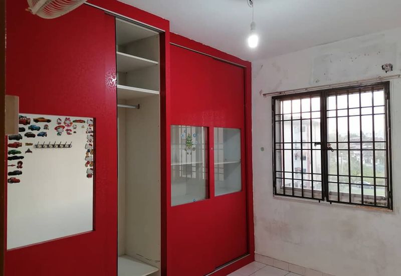 Flat Bandar Selesa Jaya