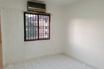 Flat Bandar Selesa Jaya