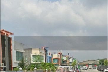 1.5 Storey Semi-D Factory for Sale at Kajang Bukit Angkat 