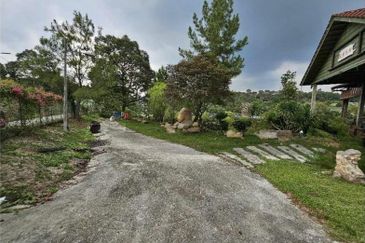 Hulu Langat | Sungai Makau Resort & Agriculture Land for Sale