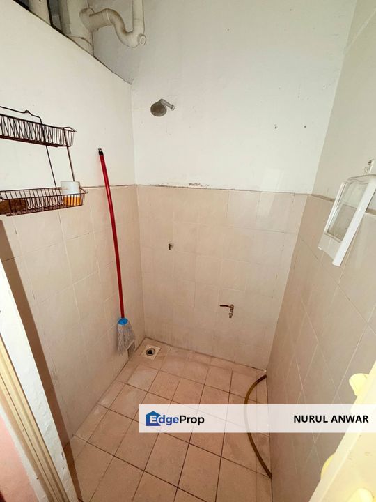 MURAH. DESA PUTRA APARTMENT (Level 6), Nearby Queens Bay Mall. Full Laon Available, Penang, Sungai Nibong