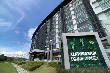 Kenwingston Square Garden