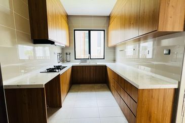 Isle of Botanica, Setia Eco Glades