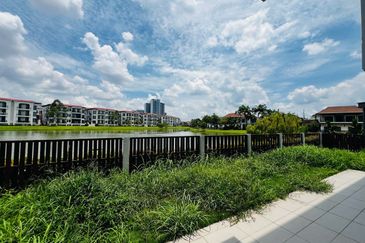 Isle of Botanica, Setia Eco Glades