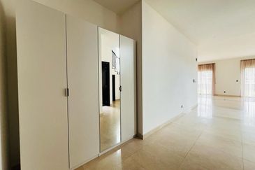 Isle of Botanica, Setia Eco Glades