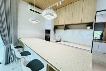 Charms of Nusantara, Setia Eco Glades