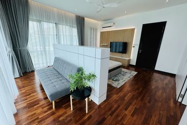 Charms of Nusantara, Setia Eco Glades