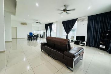 Jacaranda Garden Residence