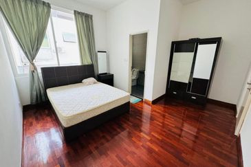 Jacaranda Garden Residence