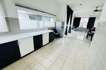 Jacaranda Garden Residence