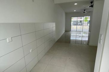 Emerald Garden, Kota Emerald