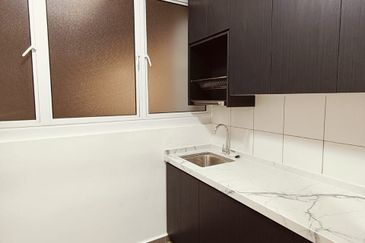 Tuan 2egacy (Tuan Residency 2)