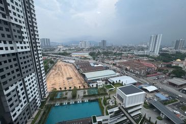 Savvy @ Riana Dutamas