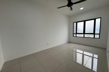 Savvy @ Riana Dutamas