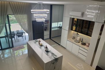 Peranakan Straits, Setia Eco Templer