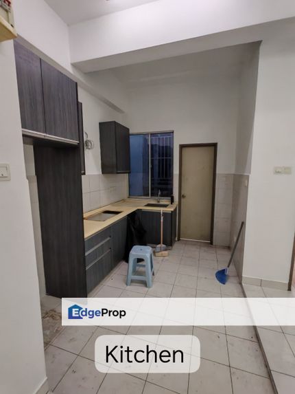 Radius Residence, Selayang Heights, Batu Caves, Selangor, Selayang