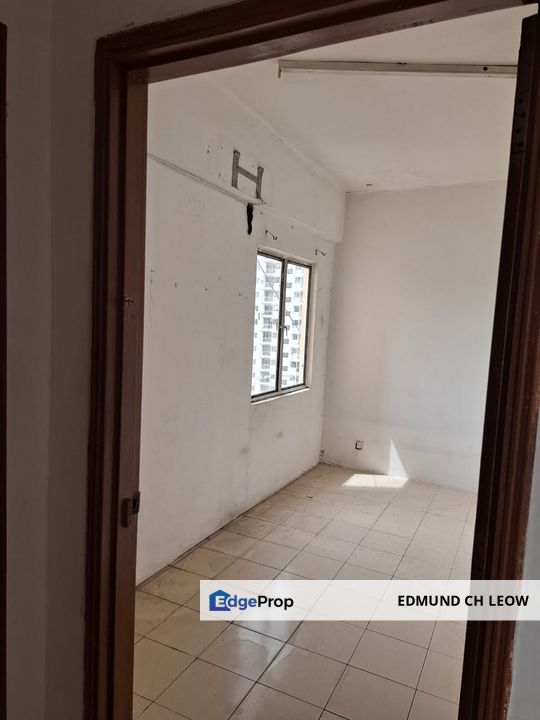 Puncak Desa Apartment in Taman Sri Ehsan, Kuala Lumpur, Kepong