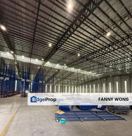 SHAH ALAM【310k sqft, 12 Meter, Loading Bays】GRADE A MEGA WAREHOUSE with Loading Bays near Shah Alam, Port Klang, Petaling Jaya, Glenmarie, Elmina, Selangor, Shah Alam