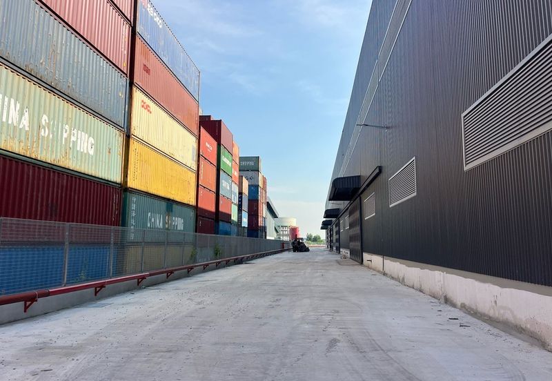 West Port, Pulau Indah