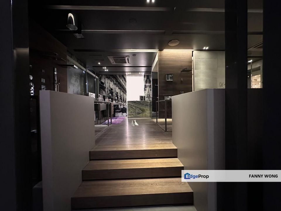 Kota Damansara, PJ Modern Bungalow Factory cum Office with Lift, Selangor, Petaling Jaya