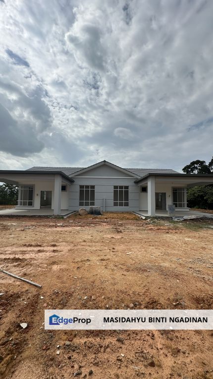 SEMID SETINGKAT TAMAN BUKIT SEMPANG MERLIMAU MELAKA, Melaka, Merlimau