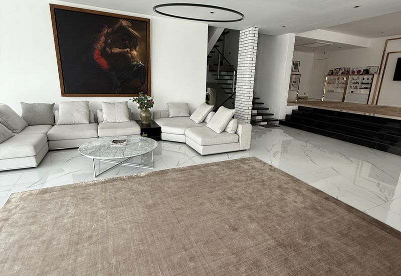 Bangsar, Kuala Lumpur Beautiful 3.5 Storey Luxury Bungalow For Sale